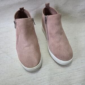 Time and Tru Woman's Pink Ankle Zip Up Booties Size 8